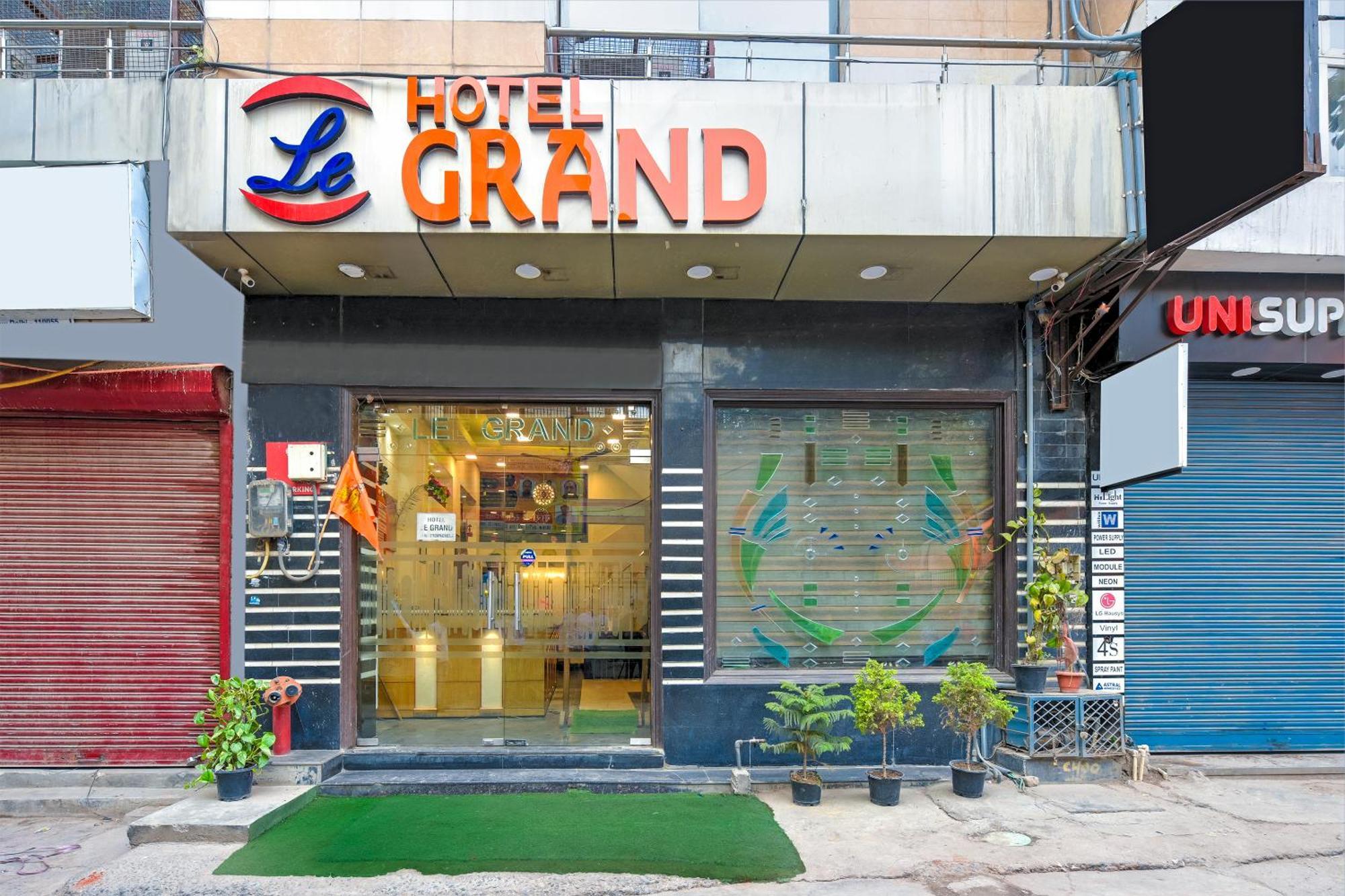 Hotel Le Grand - Walk-In From Rk Ashram Metro Station ニューデリー エクステリア 写真
